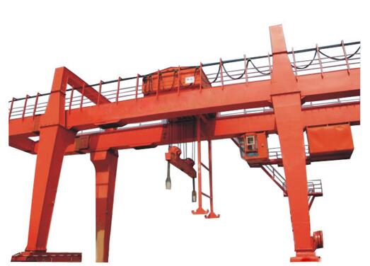 如何确保固定悬臂蜜桃视频APP下载机的**运行