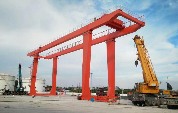 轨道式集装箱门式蜜桃视频APP下载机 轨道式集装箱门式蜜桃视频APP下载机