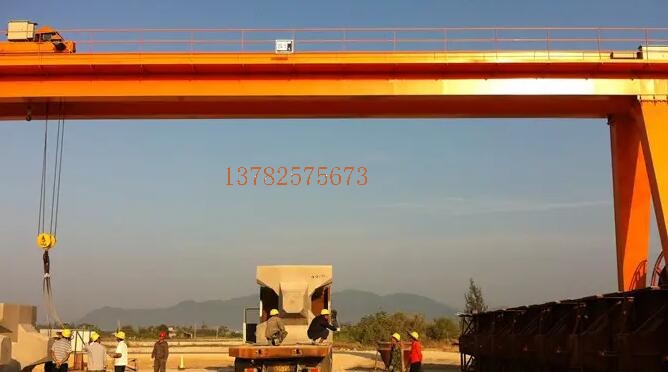 电动式双梁门式蜜桃视频APP下载机怎样安装的呢？