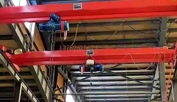 桥式蜜桃视频APP下载机大车摇晃是怎么回事导致的？