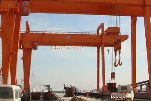 集装箱门式蜜桃视频APP下载机有哪些特点？有什么好处？